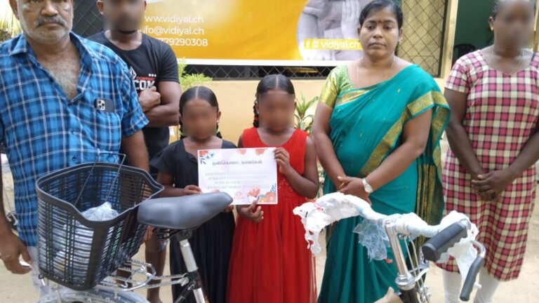 துவிச்சக்கரவண்டி உதவி – வரணி